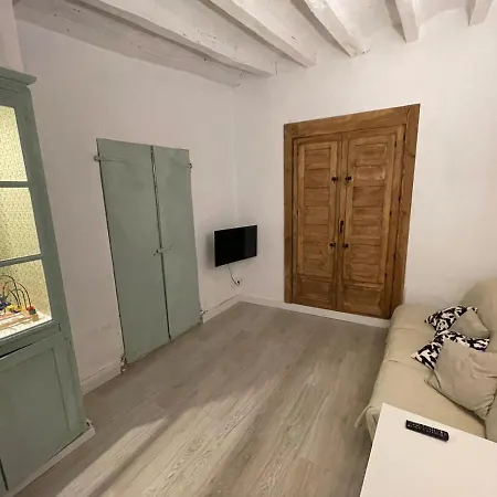 Cal Mestre- Apartment *